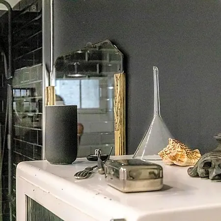 La Lauvray Bed & Breakfast